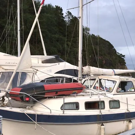 Ботель Sailing Yachts - No Shower