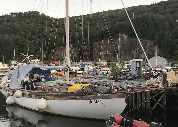 Sailing Yachts - No Shower * Bergen